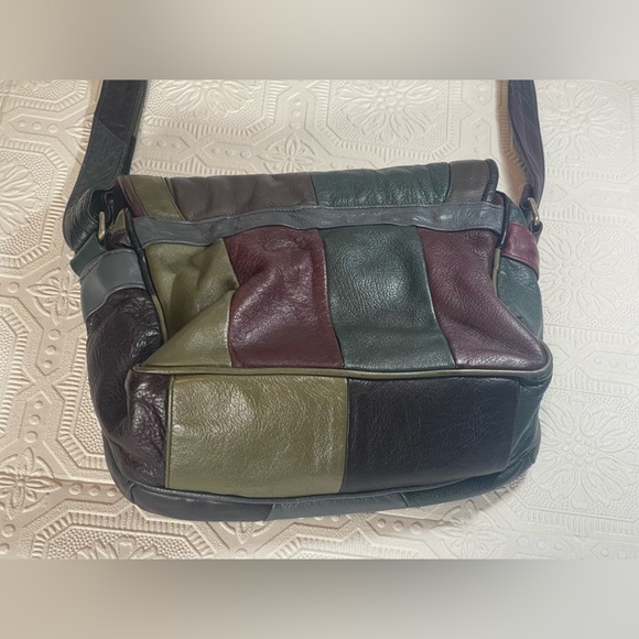 Multicolor Patchwork Crossbody Bag - Picture 6 of 14